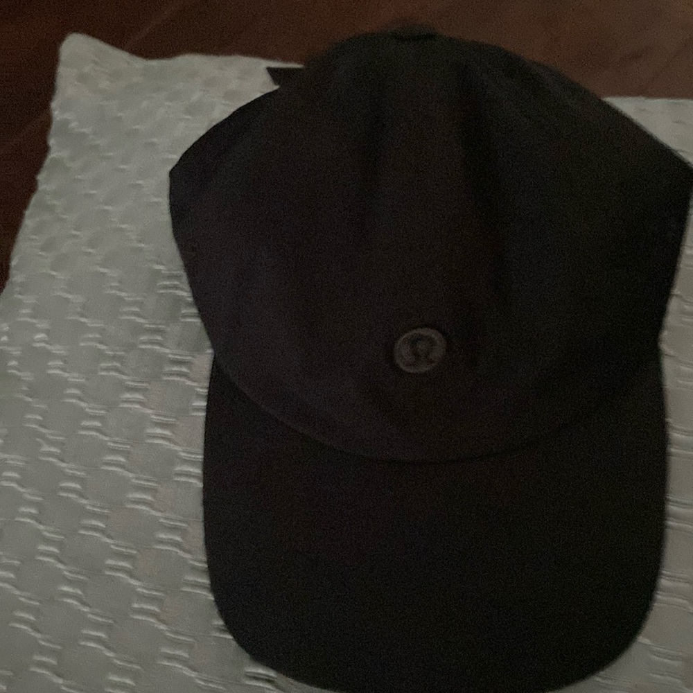 Lululemon hat